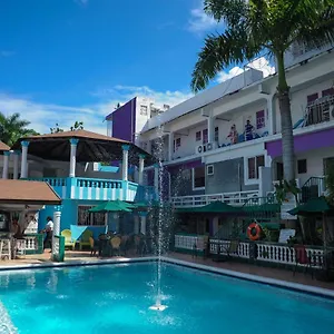 Glorianna Apartment